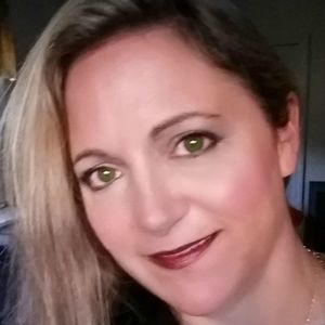 Meet your Posher, Krystal